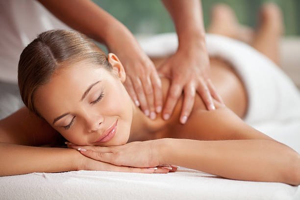 Mobile massage service dubai