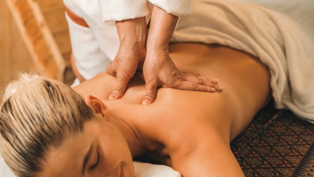 Traditional Moroccan bath and massage in Dubai spa offering deep cleansing, exfoliation, and total relaxation experience.